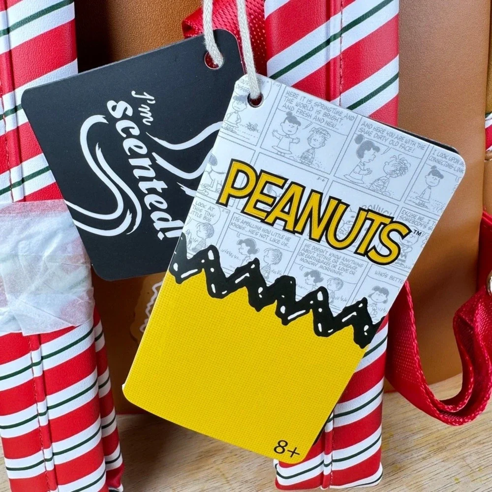 Loungefly Peanuts Snoopy Gingerbread House Mini Backpack Woodstock‎ Peppermint
